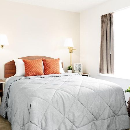 Intown Suites Extended Stay Chicago Il - Oakbrook Villa Park Buitenkant foto